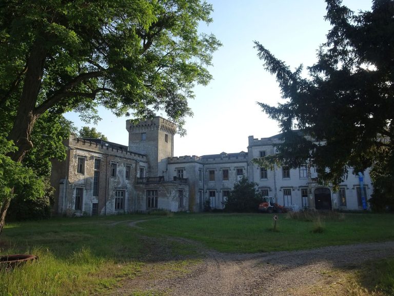 Schloss Varchentin: A Tudor-Style Manor Estate in Germany