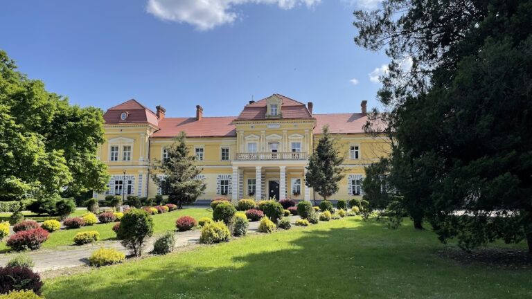 Wysocko Palace Complex: A Baroque Aristocratic Residence in Poland