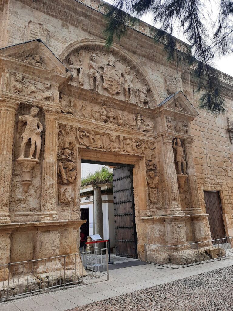 Palacio de los Páez de Castillejo: A Renaissance Palace and Museum in Córdoba