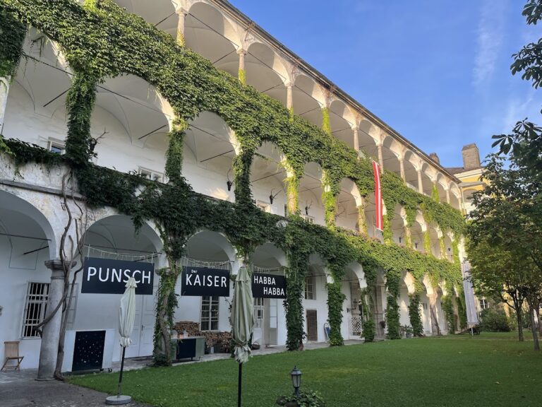 Schloss Aschach an der Donau: A Renaissance Castle in Austria