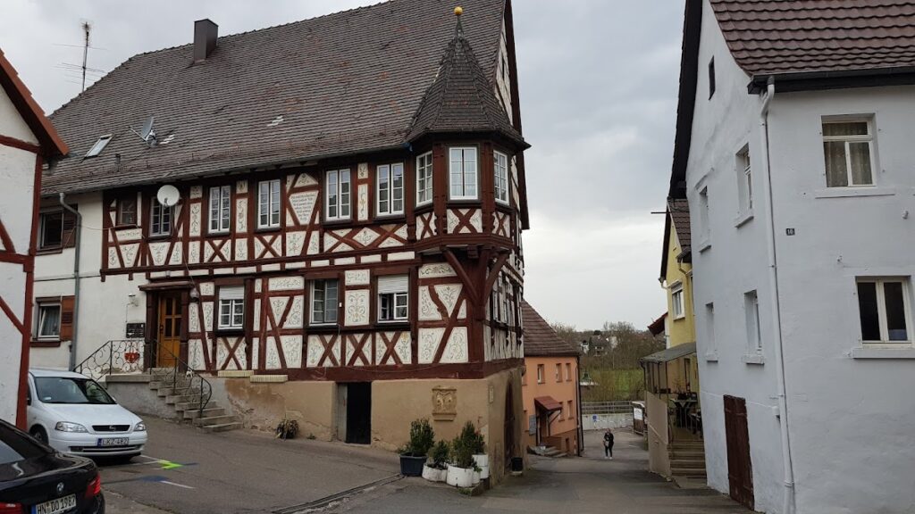 Schloss Oedheim: A Hohenstaufen-Period Castle and Capler Residence 2 Schloss Oedheim