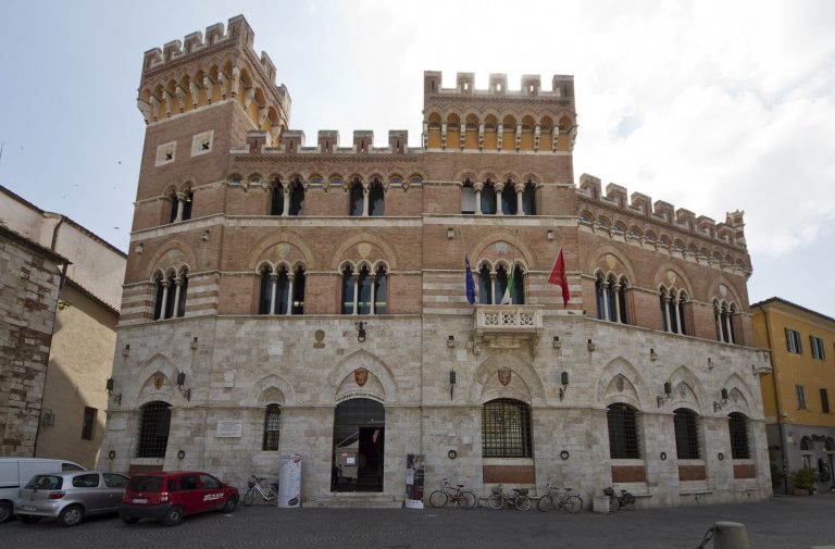 Palazzo Aldobrandeschi: Provincial Government Palace in Grosseto