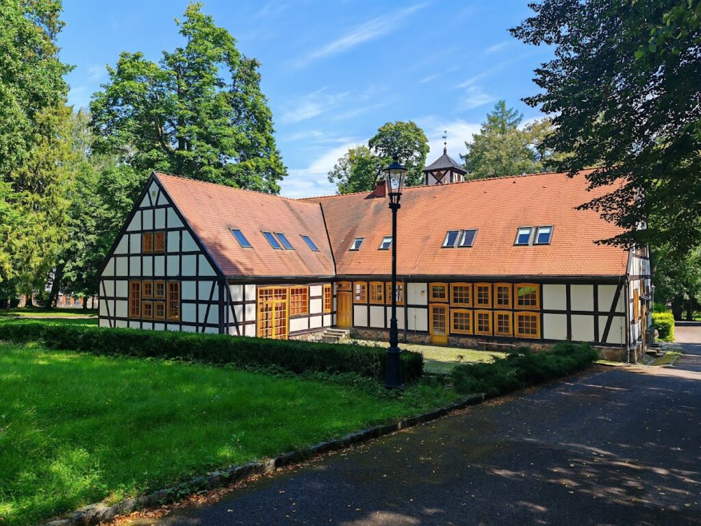 Warcino Palace: A Pomeranian Estate of the von Bismarck Family 2 Warcino Palace