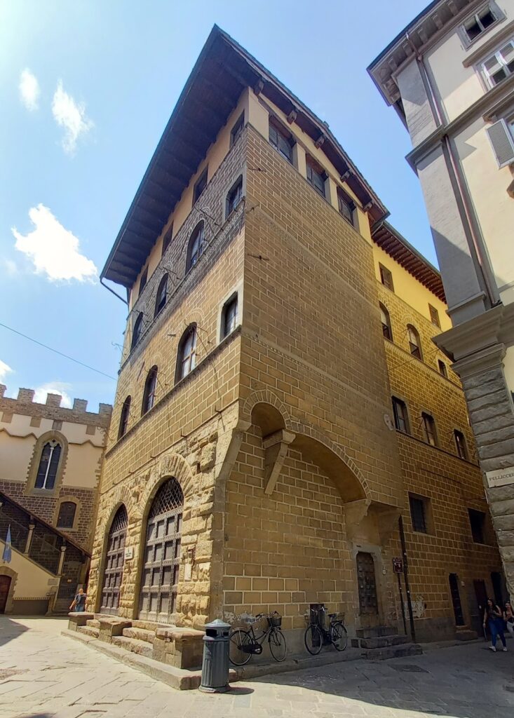 Palazzo Canacci, Florence: A Fifteenth-Century Gothic Palace 2 Palazzo Canacci, Florence