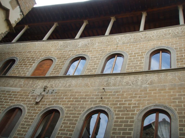 Palazzo Canacci, Florence: A Fifteenth-Century Gothic Palace