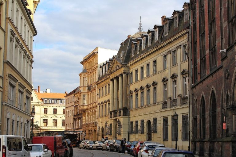Wallenberg-Pachaly Palace in Wrocław: An Urban Palace and Bank