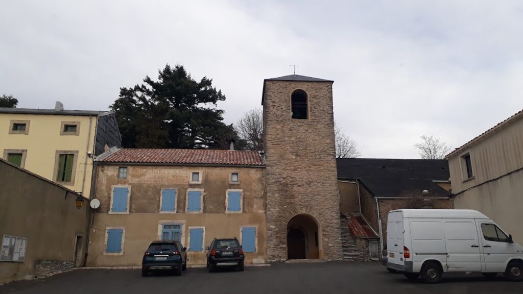 Château de Pardailhan: A Former Seigneurial Residence in France 2 château de Pardailhan
