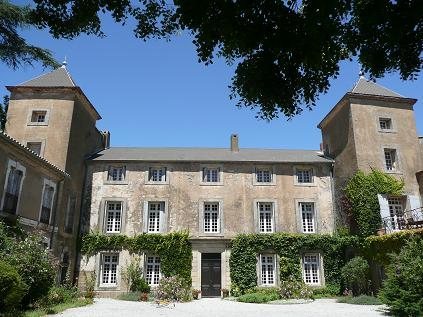 Château de Pardailhan: A Former Seigneurial Residence in France
