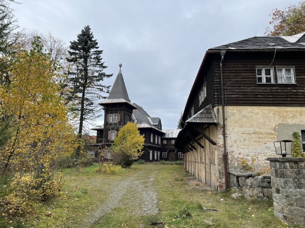 Jagdschloss Rehefeld: A Saxon Royal Hunting Lodge in Germany 1 Jagdschloss Rehefeld