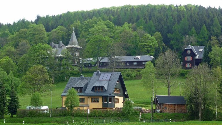 Jagdschloss Rehefeld: A Saxon Royal Hunting Lodge in Germany