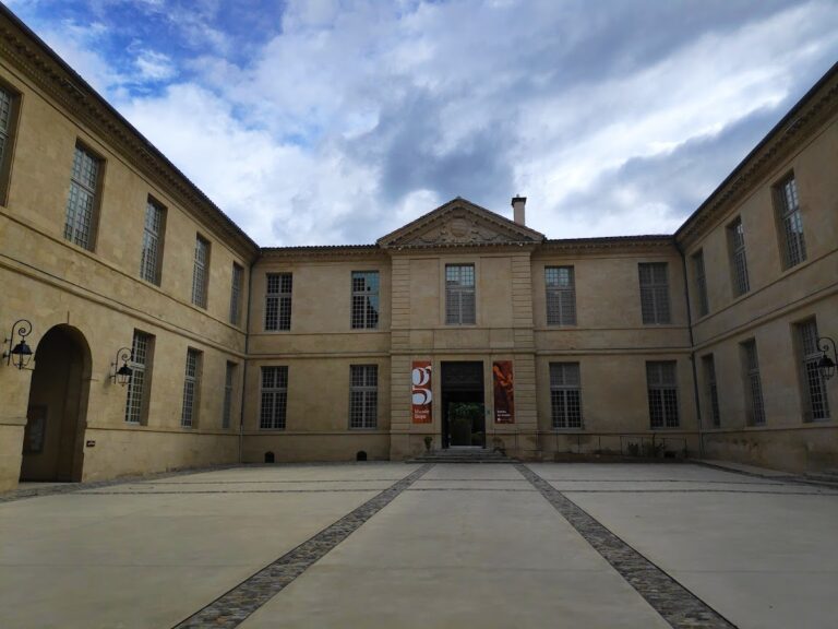 Palais épiscopal de Castres: Episcopal Palace and Goya Museum