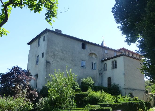 Château de Crampagna: A Medieval Castle Overlooking the Ariège Valley 1 Château de Crampagna