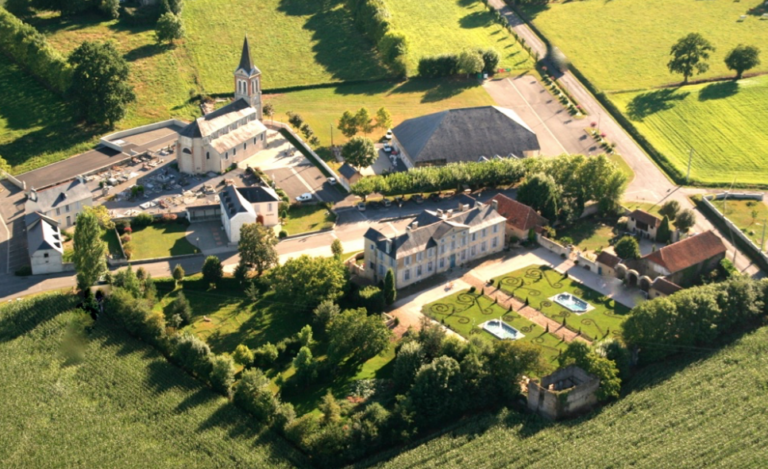 Château de Gardères: An Eighteenth-Century Country Residence in France