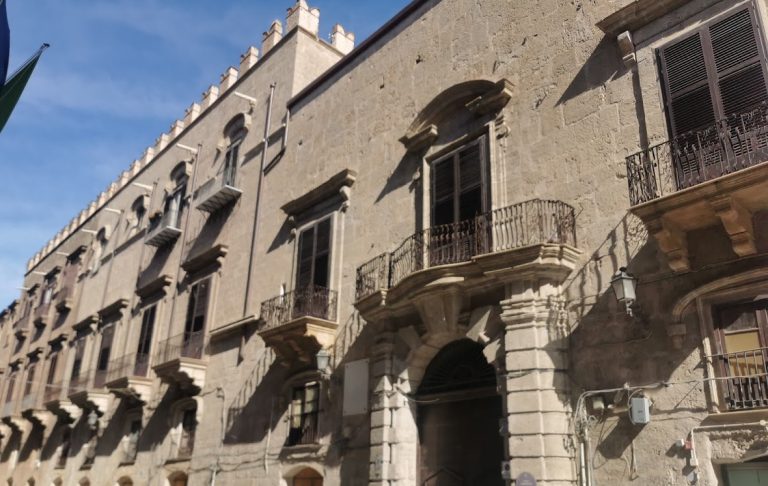 Palazzo Ajutamicristo: A Late-Gothic Aristocratic Palace in Palermo