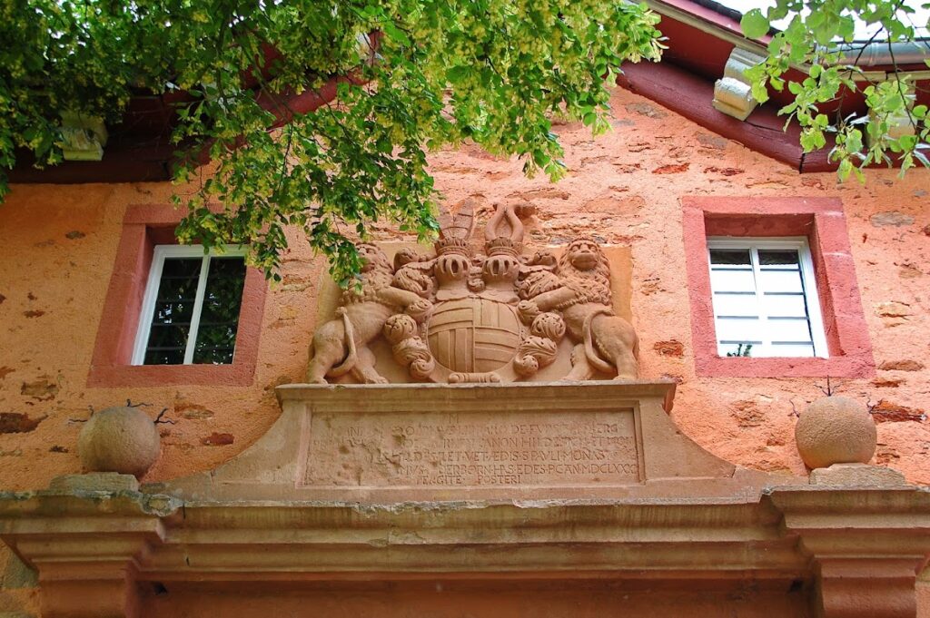 Schloss Adolfsburg: A Baroque Moated Castle in Germany 4 Schloss Adolfsburg