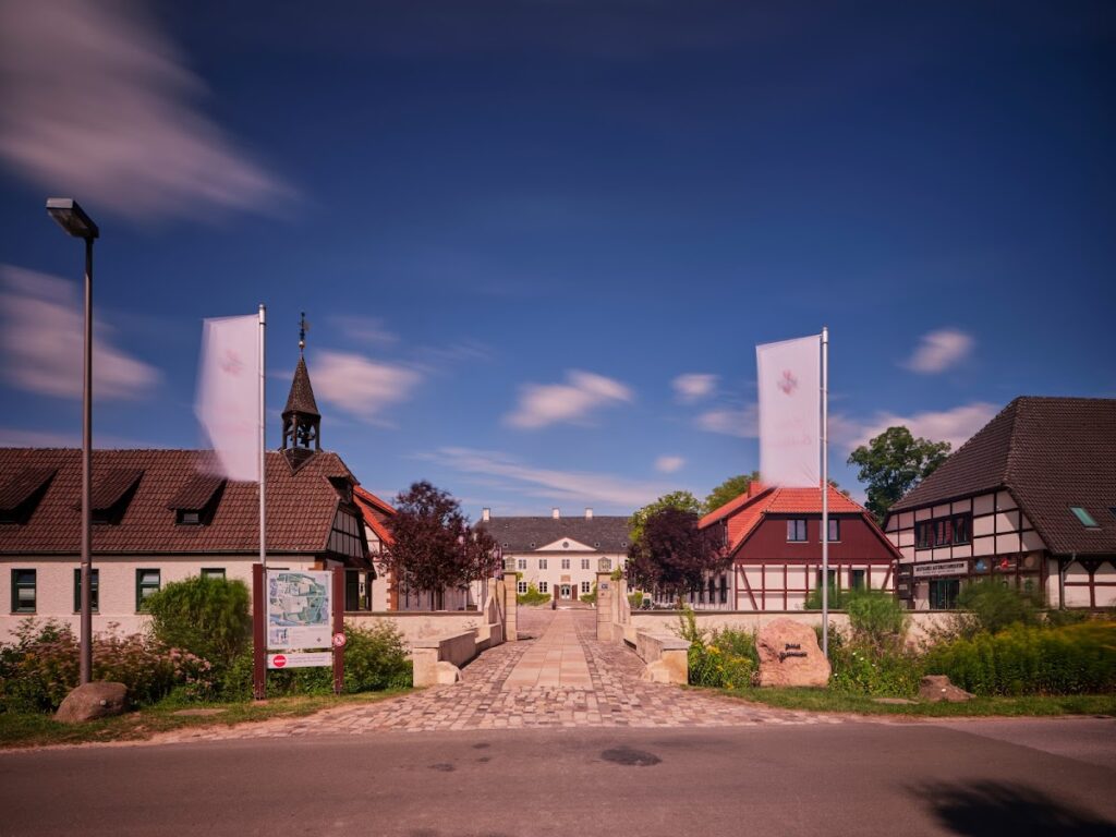 Schloss Benkhausen: A Historic Water-Castle Estate in Germany 1 Schloss Benkhausen