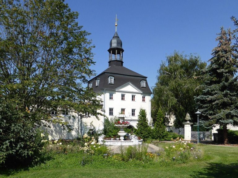 Schloss Biendorf: A Late-Baroque Palace Complex in Germany