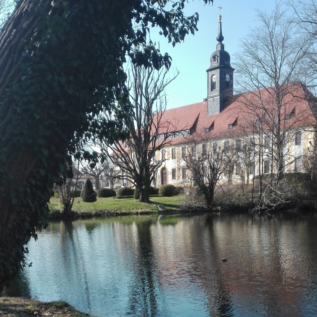 Barockschloss Seußlitz: A Baroque Palace Complex in Saxony 2 Barockschloss Seußlitz