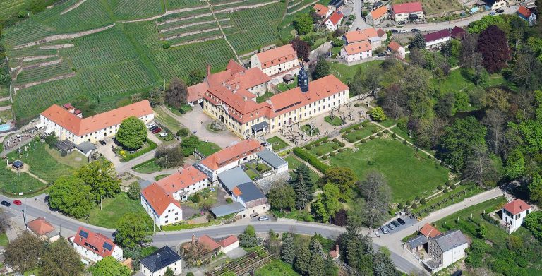 Barockschloss Seußlitz: A Baroque Palace Complex in Saxony