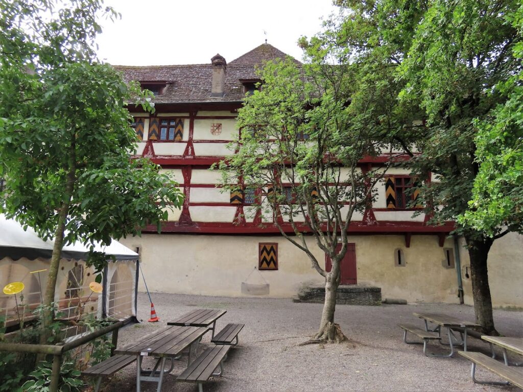 Hegi Castle: A Late Gothic Manor House in Switzerland 3 Hegi Castle