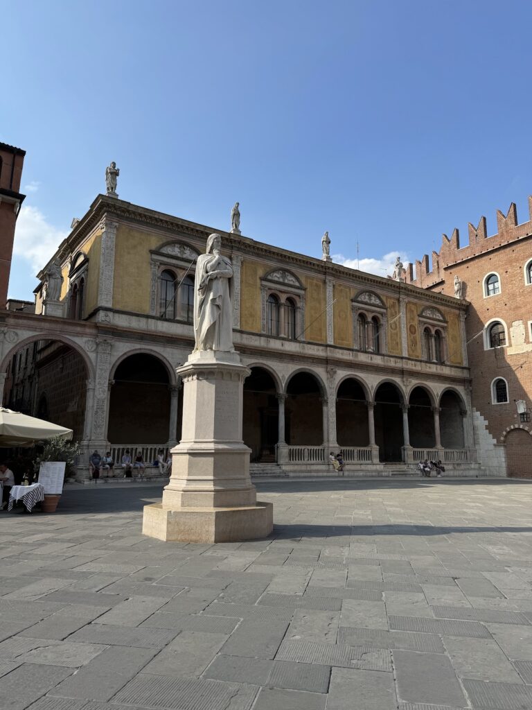 Loggia di Frà Giocondo