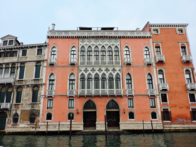 Palazzo Pisani Moretta: A Venetian Gothic Palace on the Grand Canal
