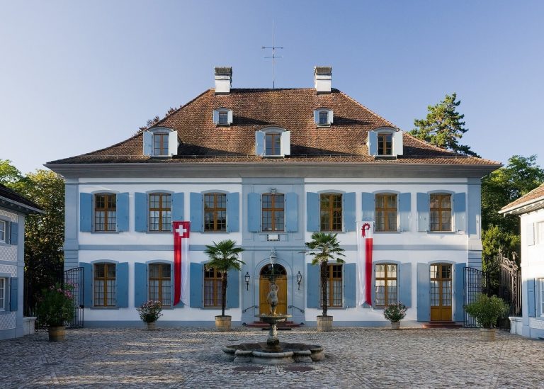 Ebenrain Château: A Late-Baroque Country Residence in Switzerland