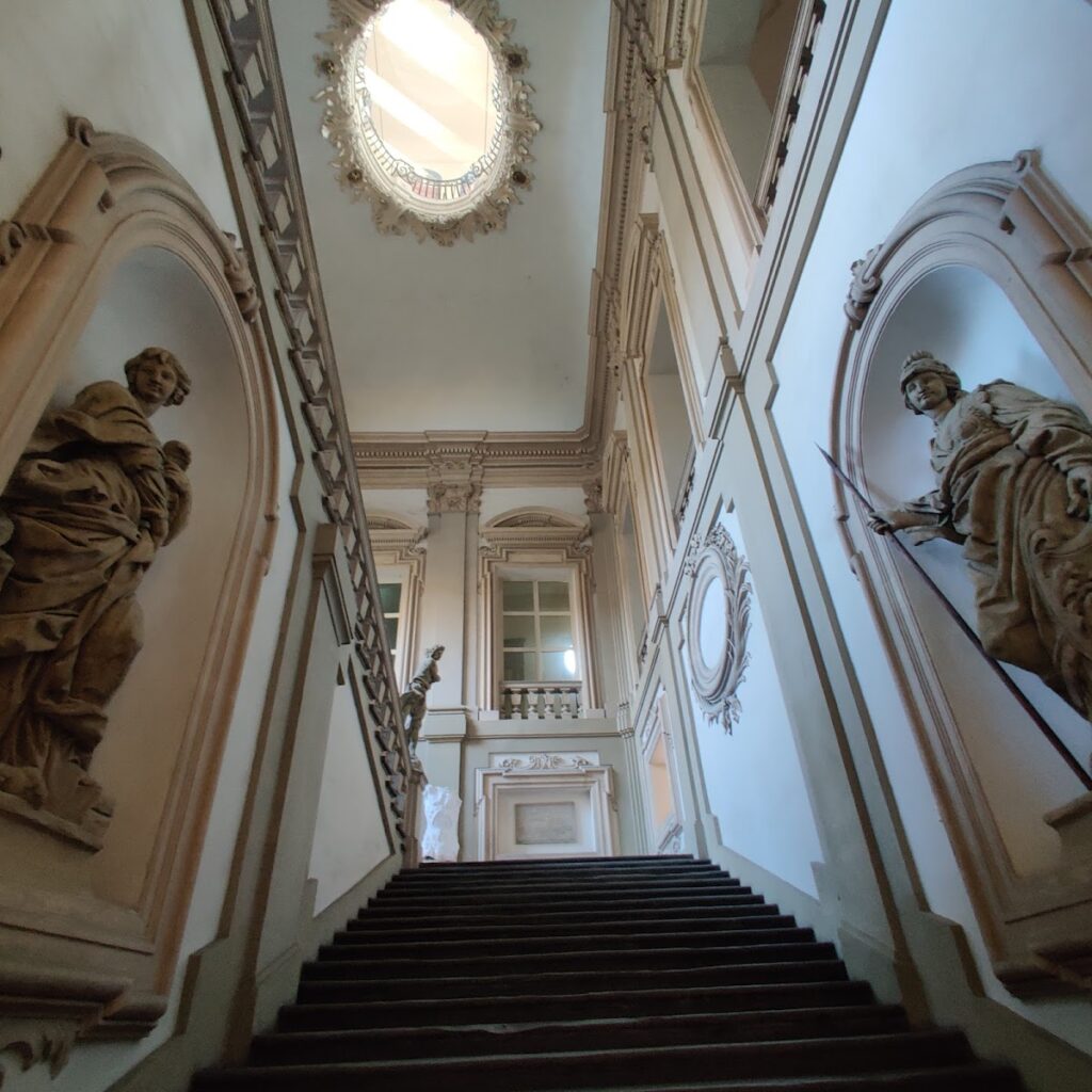 Palazzo Fantuzzi, Bologna