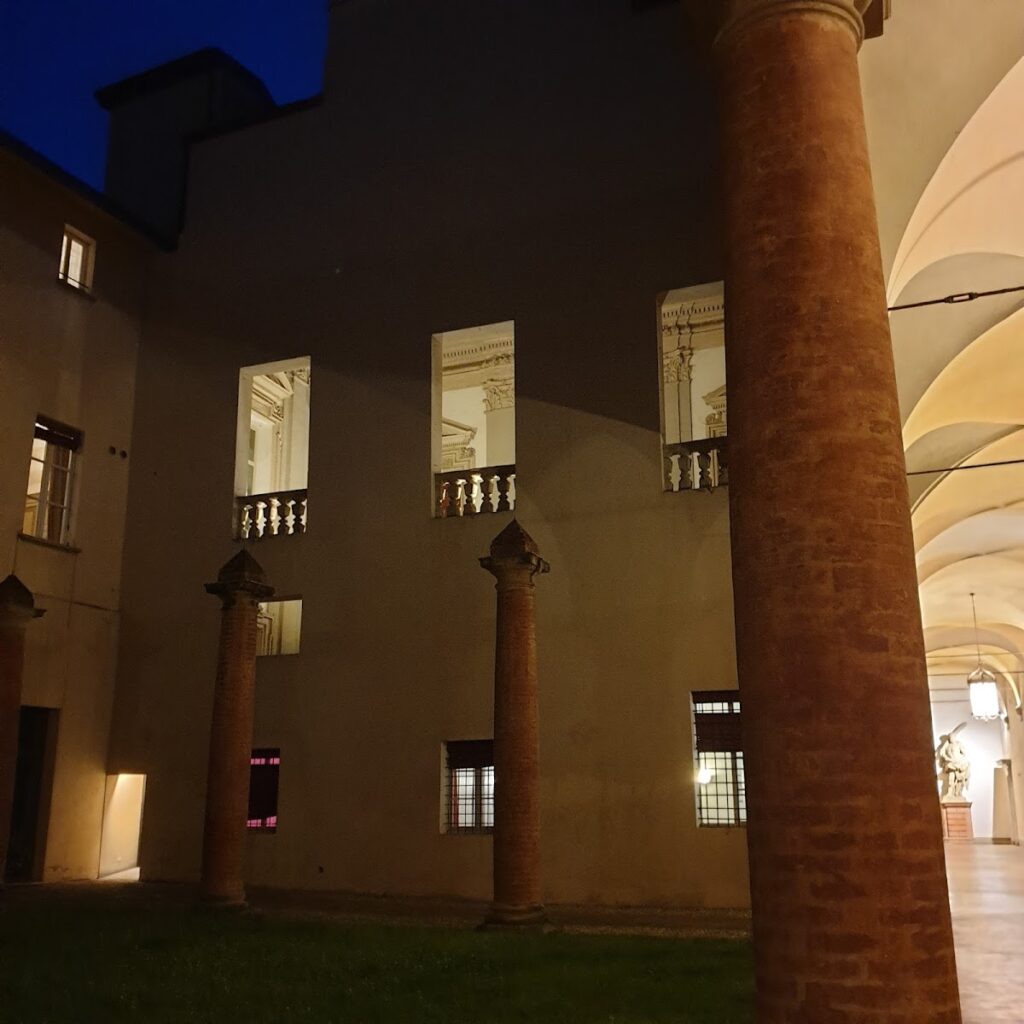 Palazzo Fantuzzi, Bologna