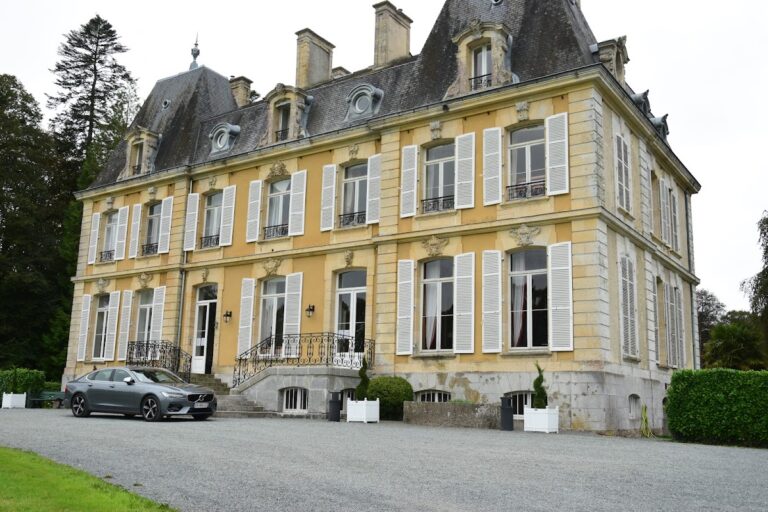 Château du Perron: A Nineteenth-Century Residence in Normandy