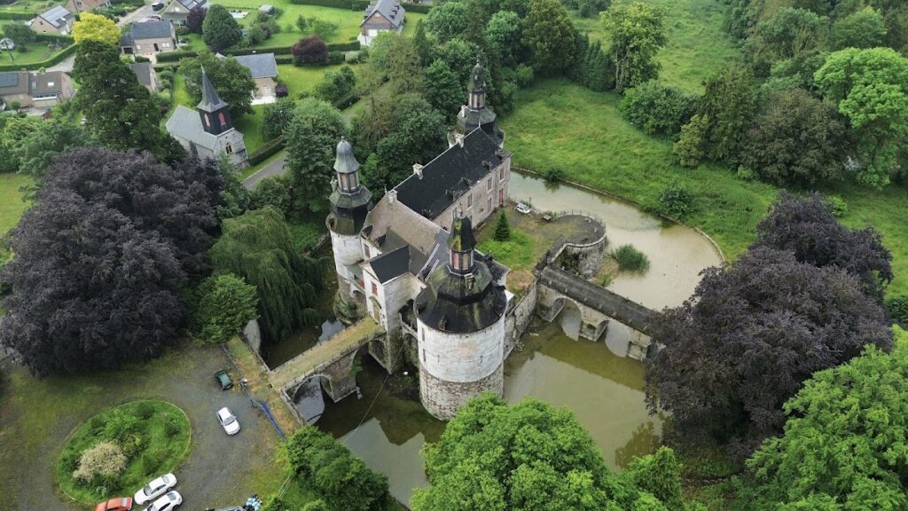 Château de Horion: A Fortified Private Residence in Belgium 2 Château de Horion
