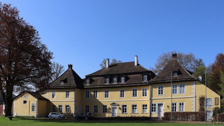 Bökerhof: A Haxthausen Manor House and Romantic Circle Residence