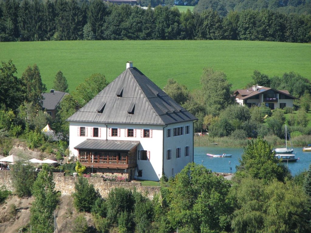 Schloss Mattsee