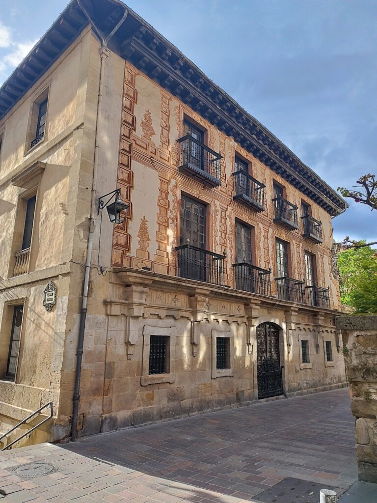 Palace of the Marqués de la Alameda: A Baroque Civic Residence in Vitoria-Gasteiz