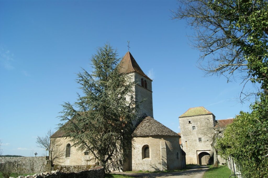 Château de Châtellenot: A Fortified Château in France 1 Château de Châtellenot