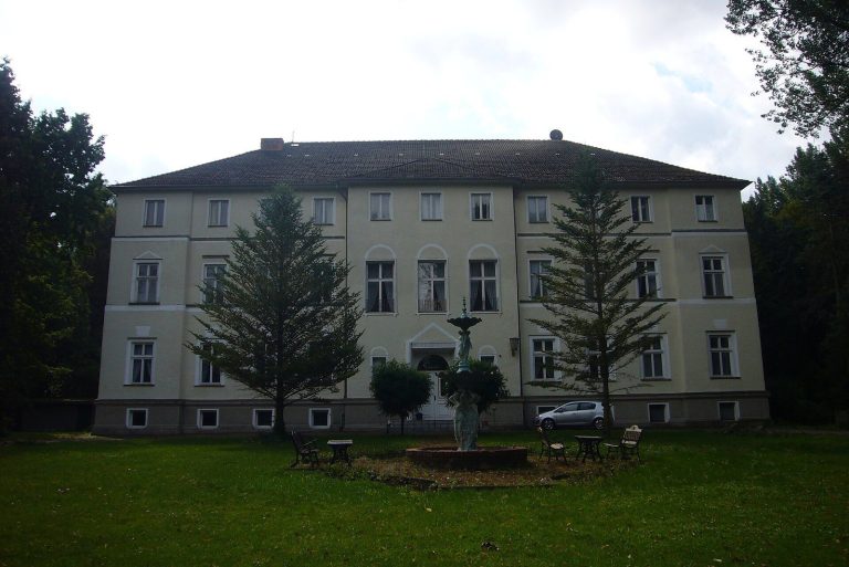 Schloss Ranzin: A Historic Manor House in Germany