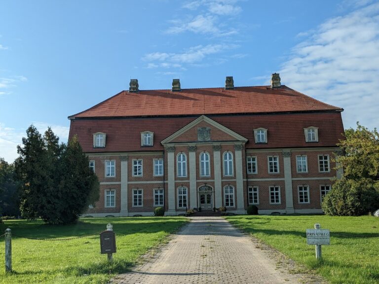 Schloss Prebberede: A Bassewitz Manor House in Germany