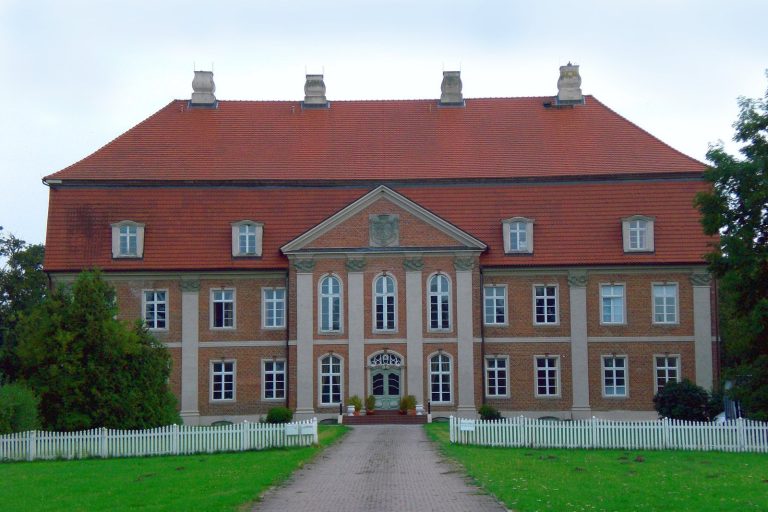 Schloss Prebberede: A Bassewitz Manor House in Germany