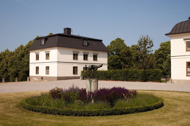 Rosersberg Palace: A Swedish Royal Residence and Historic Estate