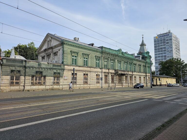 Scheibler Palace: An Industrialist’s Residence in Łódź