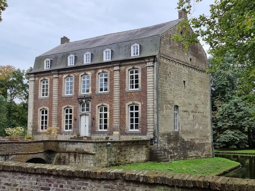 Castle Puth: A Baroque Country Estate in the Netherlands 2 Castle Puth