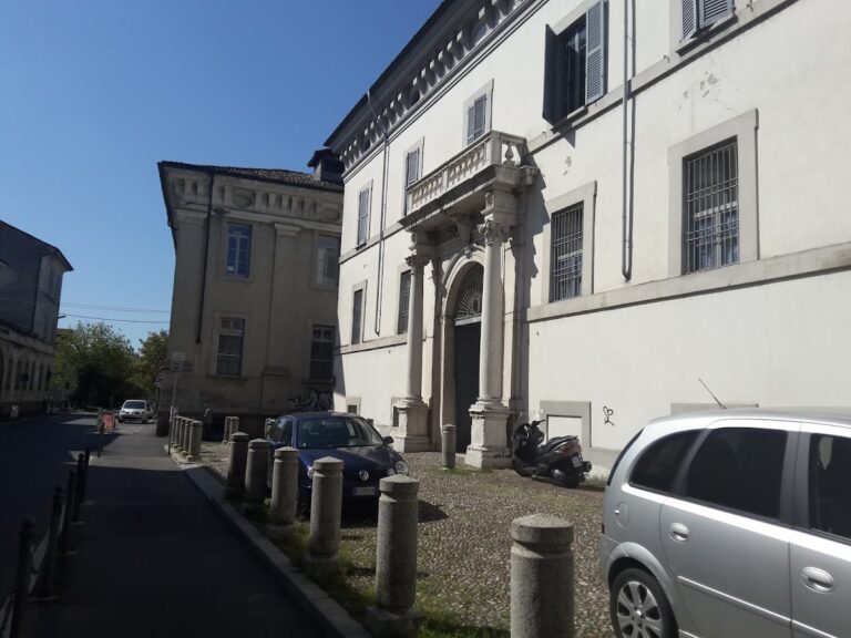 Palazzo Crivelli: A Historic Private Residence in Crema