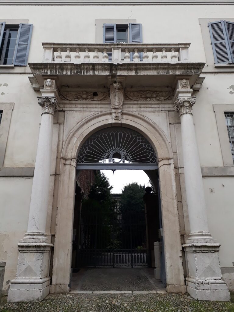 Palazzo Crivelli: A Historic Private Residence in Crema 2 Palazzo Crivelli former Sangiovanni Toffetti, Schiavini