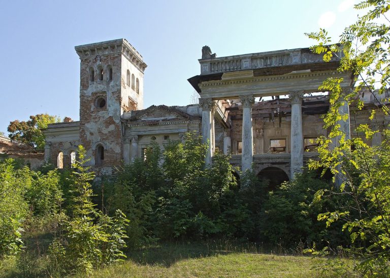 Sobański Palace in Obodivka: A Noble Estate Residence in Ukraine