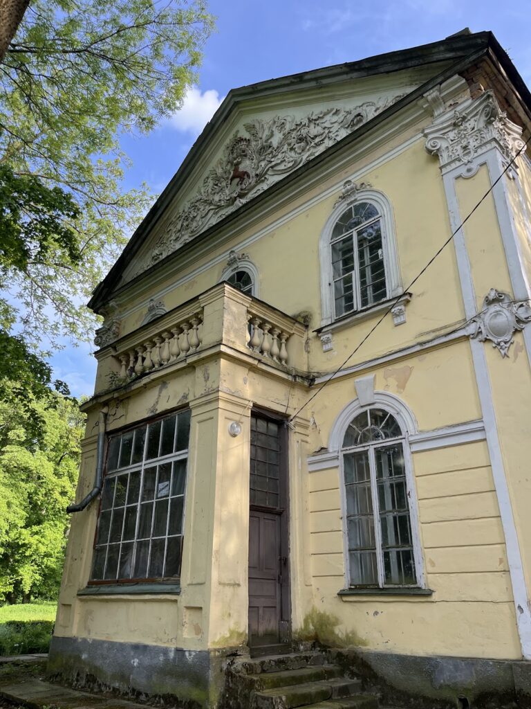 Fredro Palace in Vyshnia: A Neo-Renaissance Estate in Ukraine 2 Fredro Palace in Vyshnia
