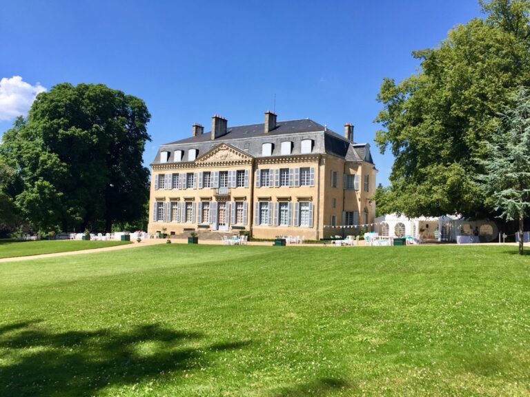 Château de Salvanet: An Eighteenth-Century Classical Residence in France