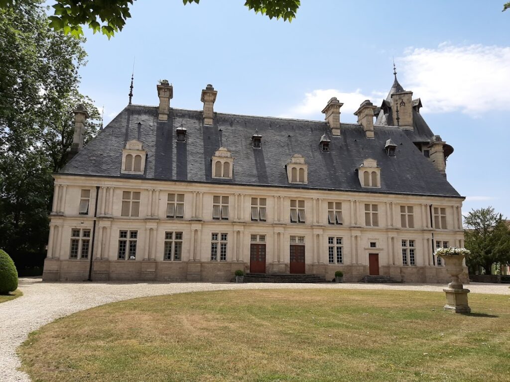 Château de Montigny-sur-Aube: A Renaissance Residence in France 3 Château de Montigny-sur-Aube