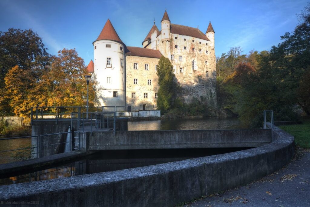 Schloss Schwertberg: A Castle Complex in Austria 2 Schloss Schwertberg