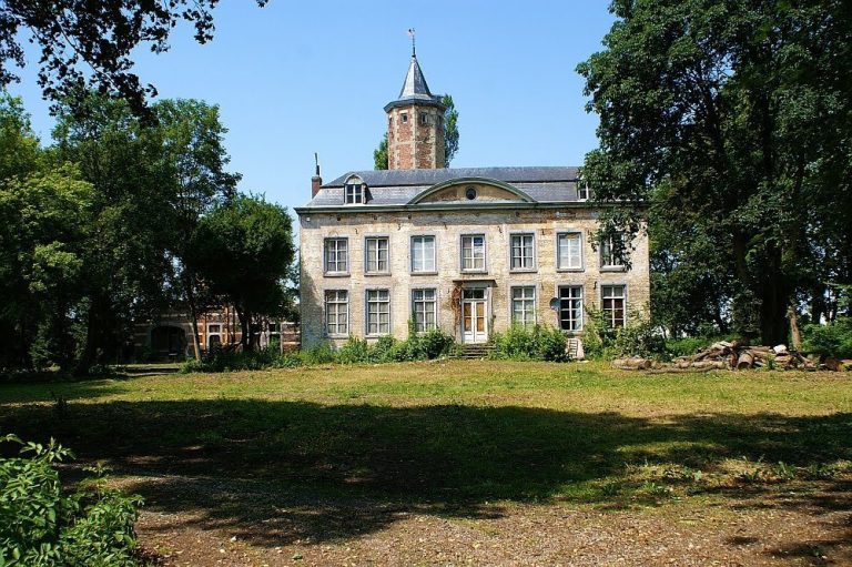 Castle Jerusalem: A Sixteenth-Century Manor House in Maastricht