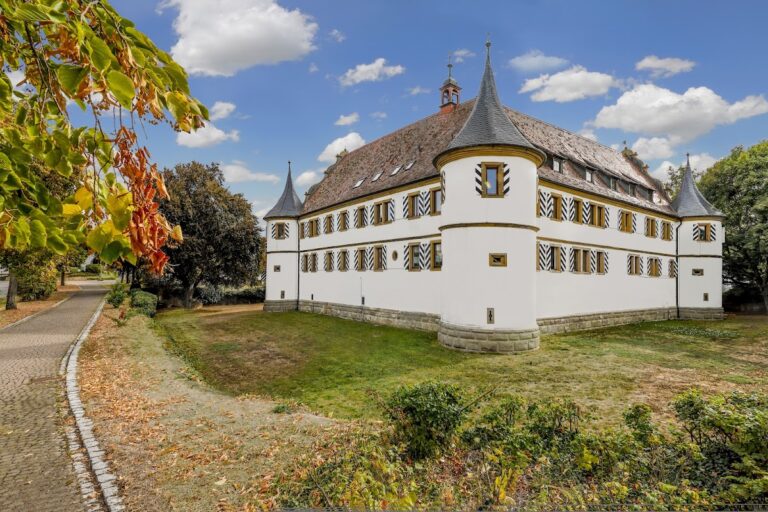 Schloss Kirchhausen: A Renaissance Water Castle of the Teutonic Order